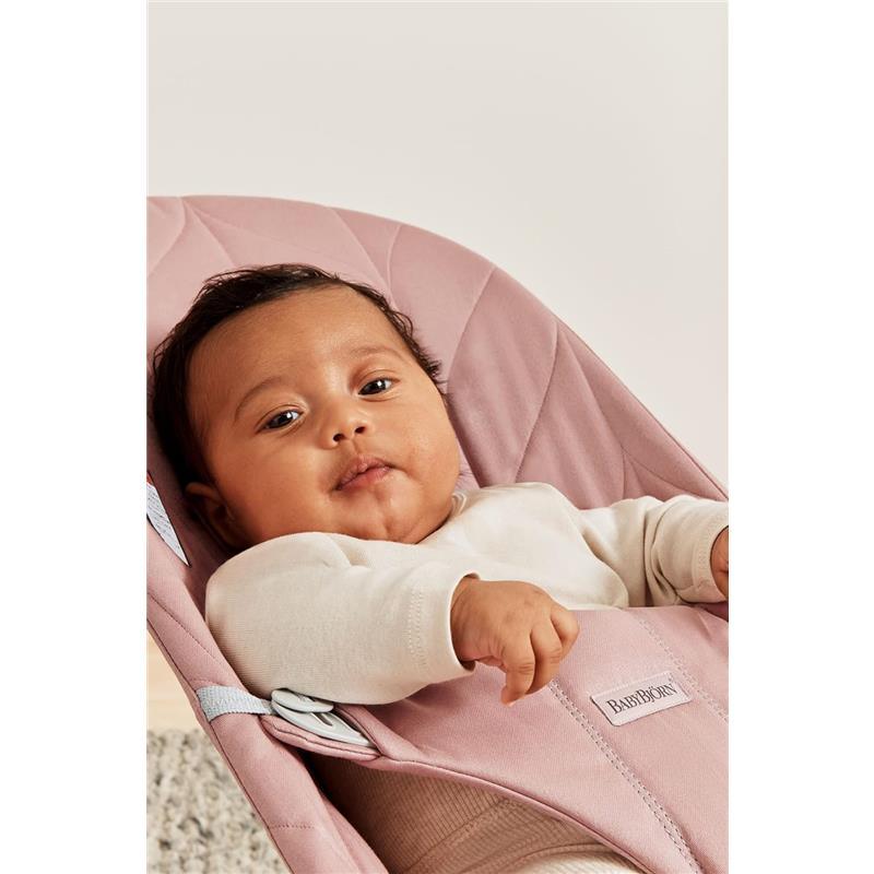 Babybjorn - Bouncer Bliss Cotton Petal Quilt, Dusty Pink Image 8
