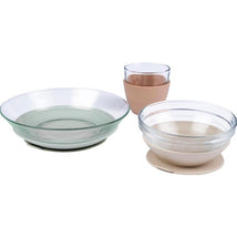 Three-piece glass meal set featuring suction pads, including a large bowl, medium bowl, and cup with a silicone sleeve.