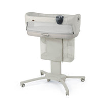 Chicco Close To You Bedside Bassinet, Oat Image 1
