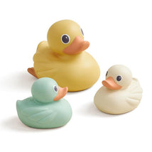 Itzy Ritzy - 3Pk Ducky Family Floating Bath Toys Image 1