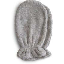 Mushie Organic Cotton Bath Mitts 2-Pack - Gray Image 1