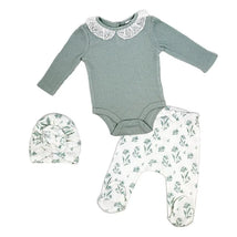 Rose Textiles - 3Pk Baby Girls Take Me Home Set, Blue Floral Image 1