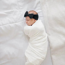 ITTY BITTY KNOT: black