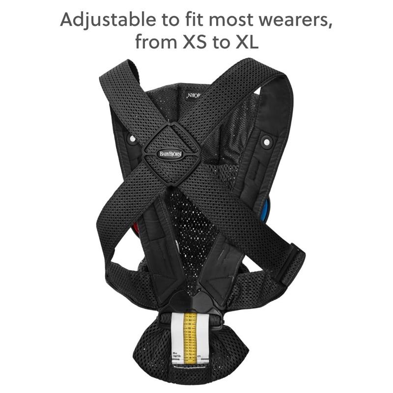 Babybjorn Baby Carrier Mini in black 3D mesh, featuring adjustable straps to fit sizes XS to XL, with visible sizing guide.