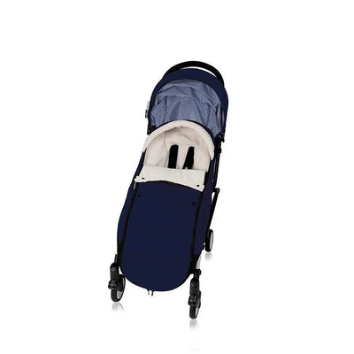 Babyzen Yoyo Footmuff in Air France Blue, featuring a soft interior and protective exterior for added comfort and warmth.
