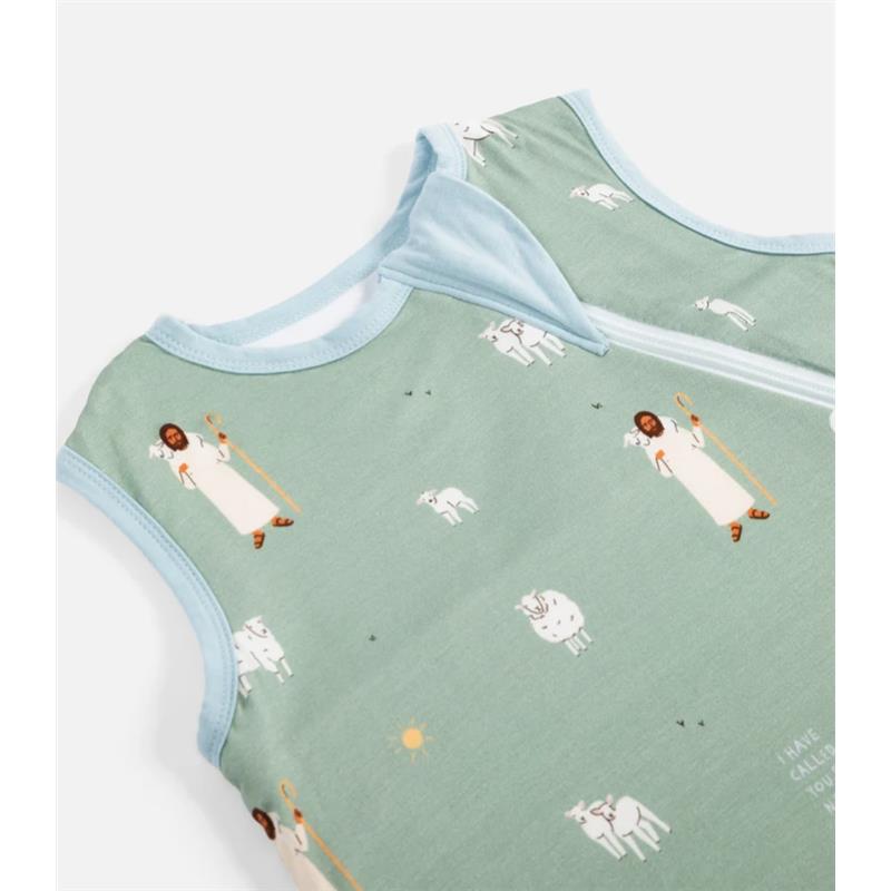 Be A Heart Good Shepherd Baby Sleep Sack 0.5 Tog for ages 6-12 months, featuring a light green design with shepherd and sheep prints.