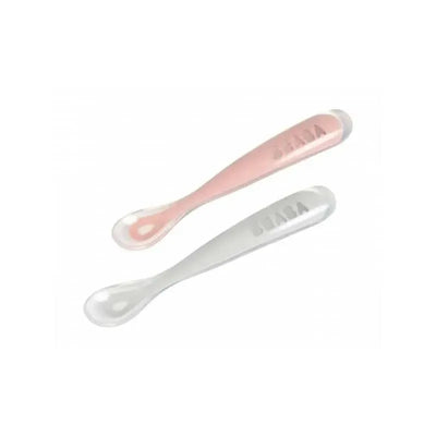 Silicone spoon travel set in cloud and rose colors, featuring a smooth design and the Beaba brand logo.