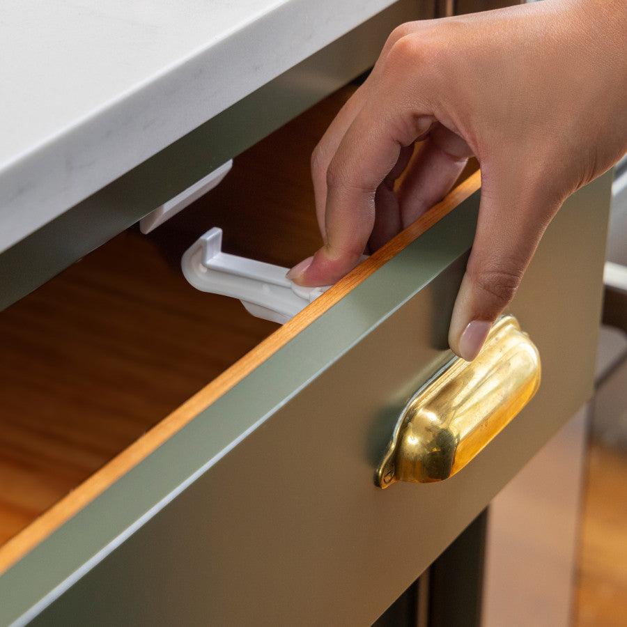 Cabinet & Drawer Latches - MacroBaby