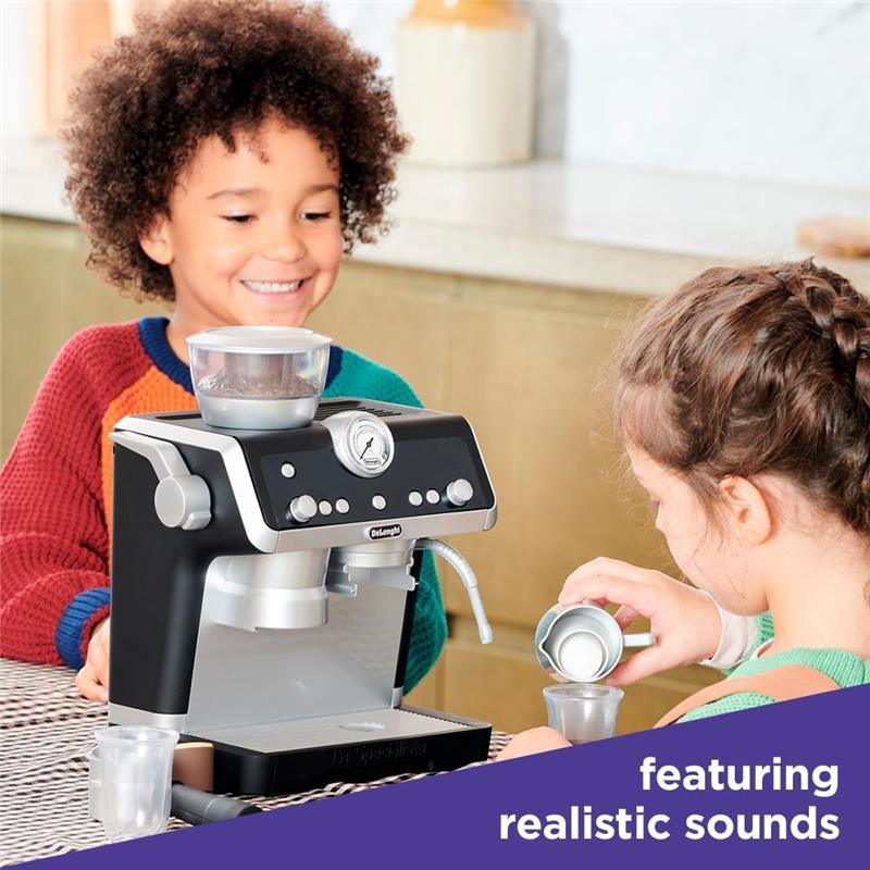 Casdon - DeLonghi Toys Barista Coffee Machine with Sounds and Magic Coffee Reveal, For Children Aged 3 plus Image 3