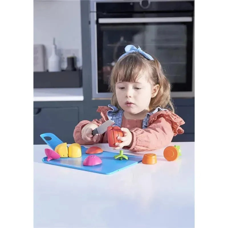 Casdon - Joseph Chop2Pot Toy Chopping Board Set for Children Aged 3 Years and Up, Includes Choppable Food Image 5
