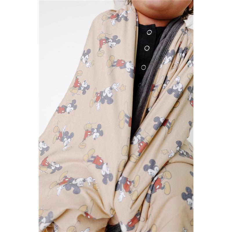 Copper Pearl - Disney Princess 3-Layer Stretchy Quilt Image 4