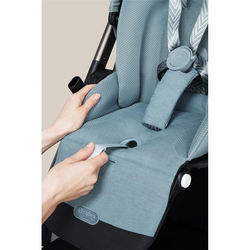 Cybex - Balios S Lux 2 Stroller, Taupe Frame/Sky Blue Image 3