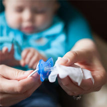 Dr. Brown - 40 Count Bottle & Pacifier Healthy Wipes, Safely Clean Bottles, Hypoallergenic Image 2