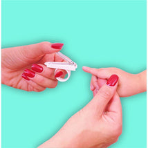 Dreambaby - Nail Clippers with Holder, White Image 2