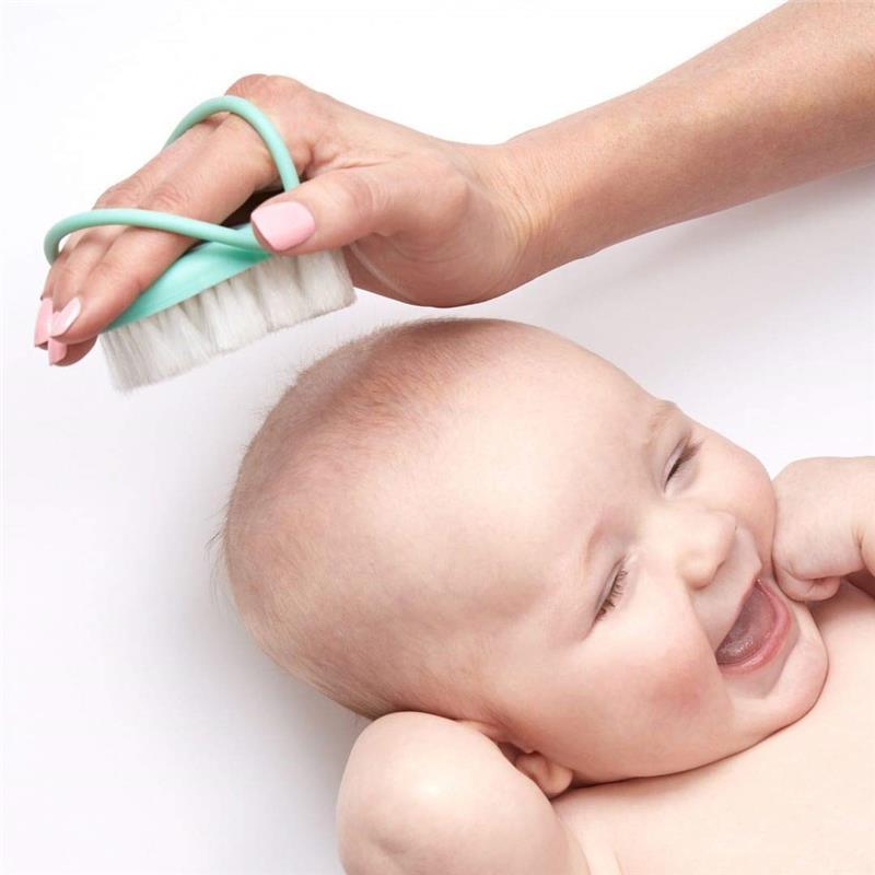 Fridababy - Infant Head-Hugging Hairbrush + Styling Comb Set Image 3