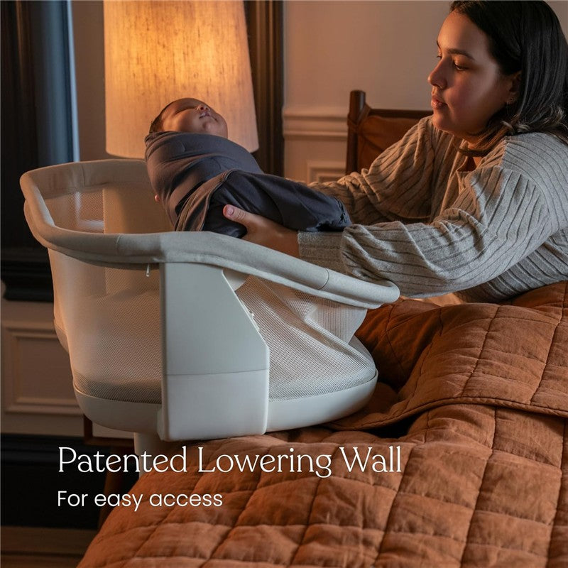 HALO® BassiNest® Swivel Sleeper 4.0 Signature Oat Image 2