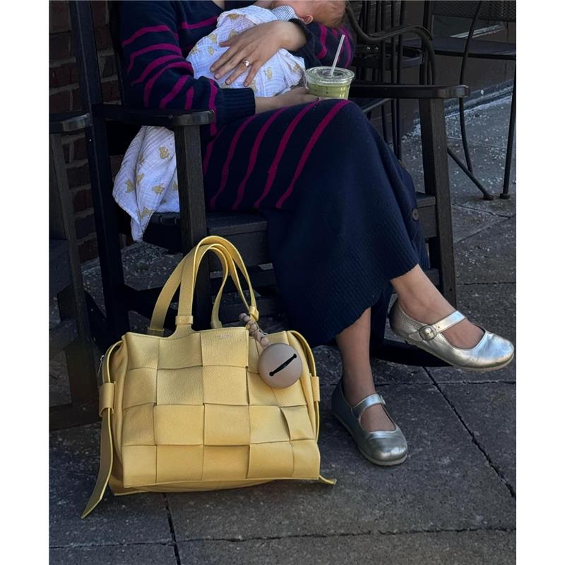 Itzy Ritzy - Silicone Pacifier Case, Toast Image 7