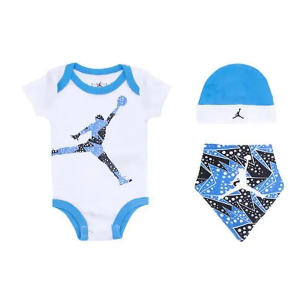 Jordan Baby Boy 3Pk Onesie Bandana Bib Hat Set, White