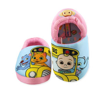 Josmo - Toddlers Girls Cocomelon Slippers, Pink Image 5
