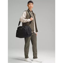 Lululemon - New Parent Tote Bag 20L, Black/Silver Drop Image 2