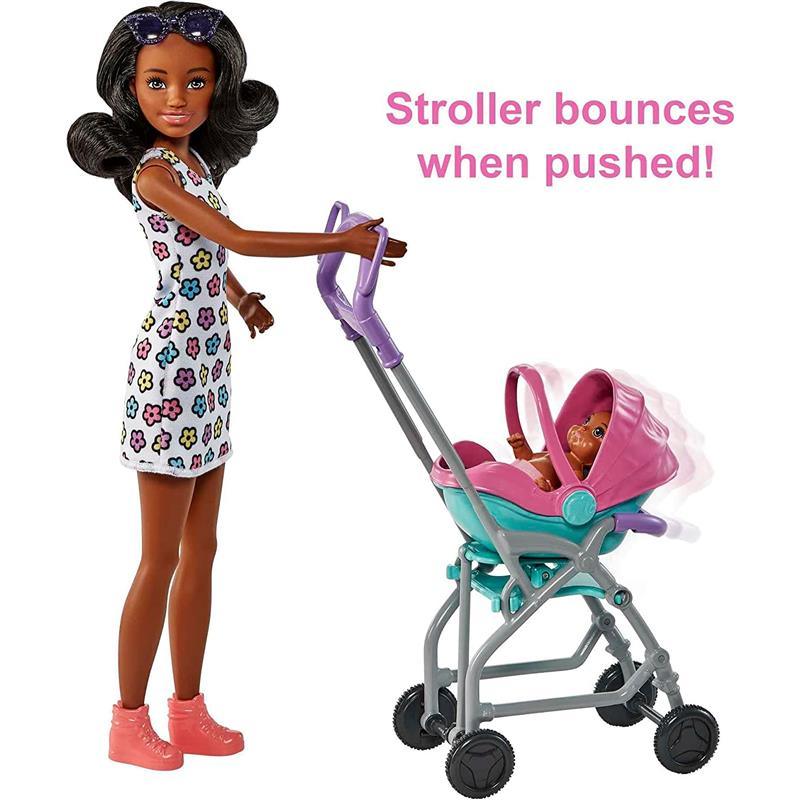 Mattel - Barbie Playset with Babysitter Doll, Curly Brunette Hair Image 4