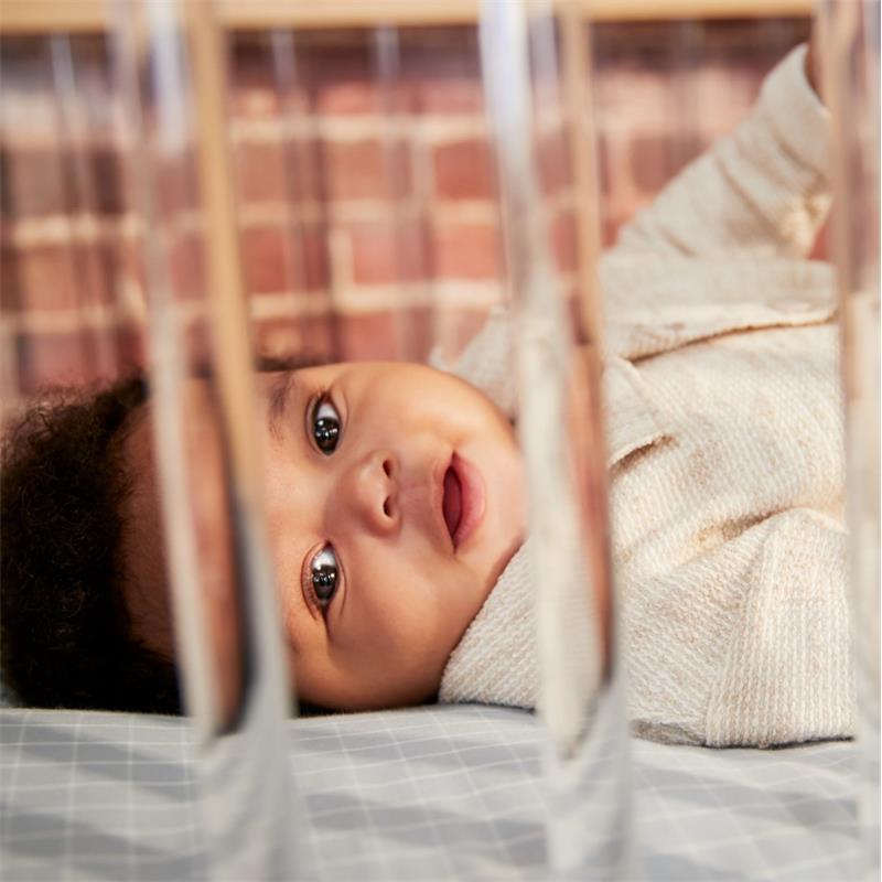 Maxi-Cosi Nursery Brisa 4-in-1 Convertible Crib with Toddler Bed Image 9