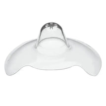 Medela - Contact Nipple Shield With Case, 16mm Image 4