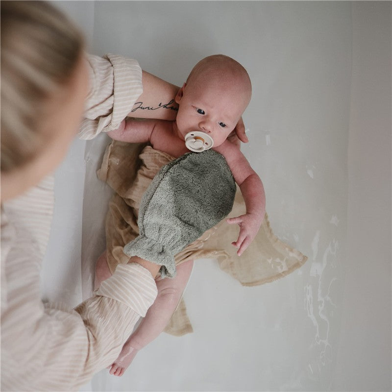 Mushie Organic Cotton Bath Mitts 2-Pack - Blush Image 4