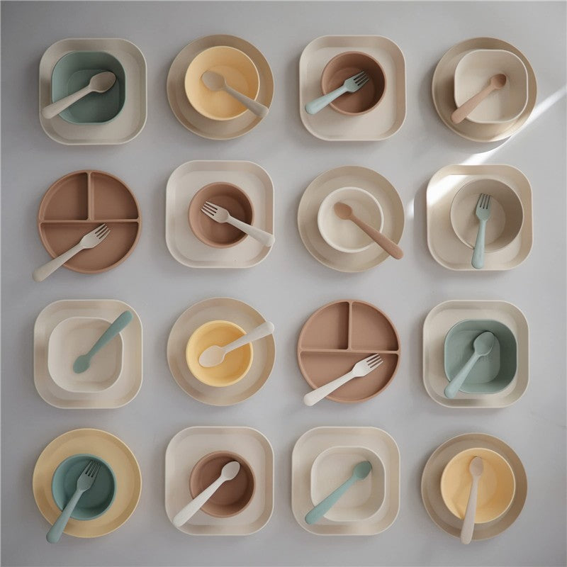 Mushie Silicone Round Plate Dinnerware Set 2 Pack - Vanilla Image 8