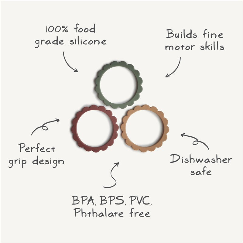 Mushie 3-Pack Flower Teething Bracelets - Dried Thyme/Berry/Natural Image 3