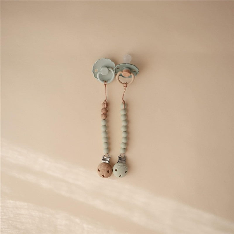 Mushie Silicone Pacifier Clip Hera - Sage Image 2