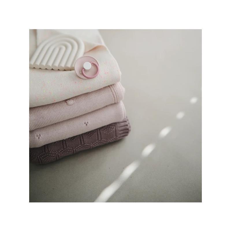 Mushie - Knitted Textured Dots Baby Blanket - Blush Image 3