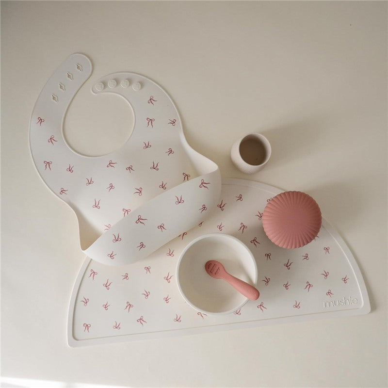 Mushie Silicone Baby Bib - Bows Image 3