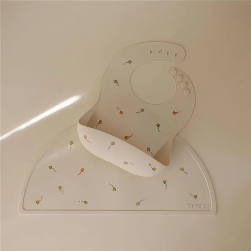 Mushie - Silicone Baby Bib, Kites Image 2