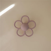 Mushie Daisy Rattle Teether - Soft Lilac Image 2