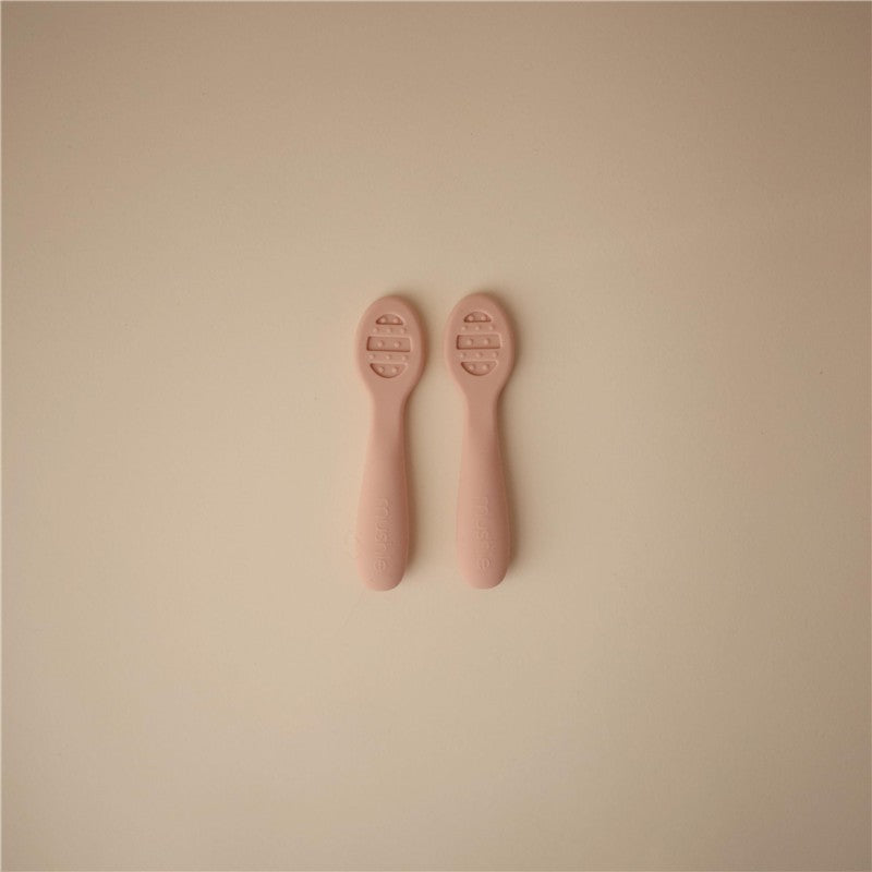 Mushie Silicone First Feeding Baby Spoons 2 Pack - Blush & Shifting Sand Image 4