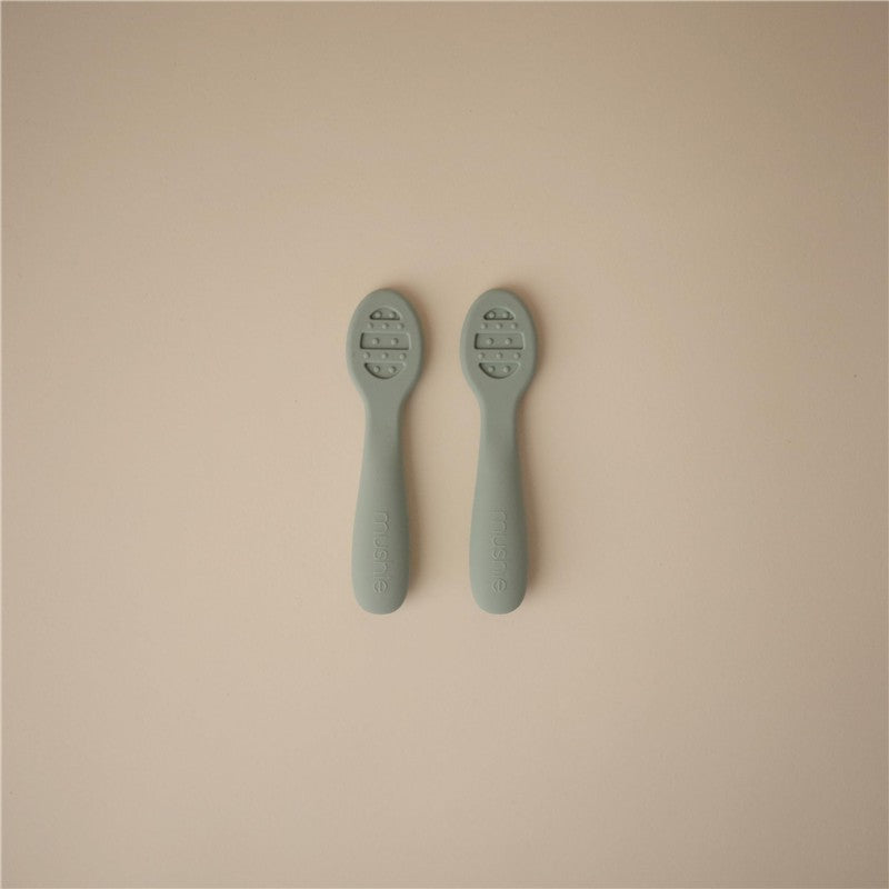 Mushie Silicone First Feeding Baby Spoons 2 Pack - Cambridge Blue & Shifting Sand Image 3
