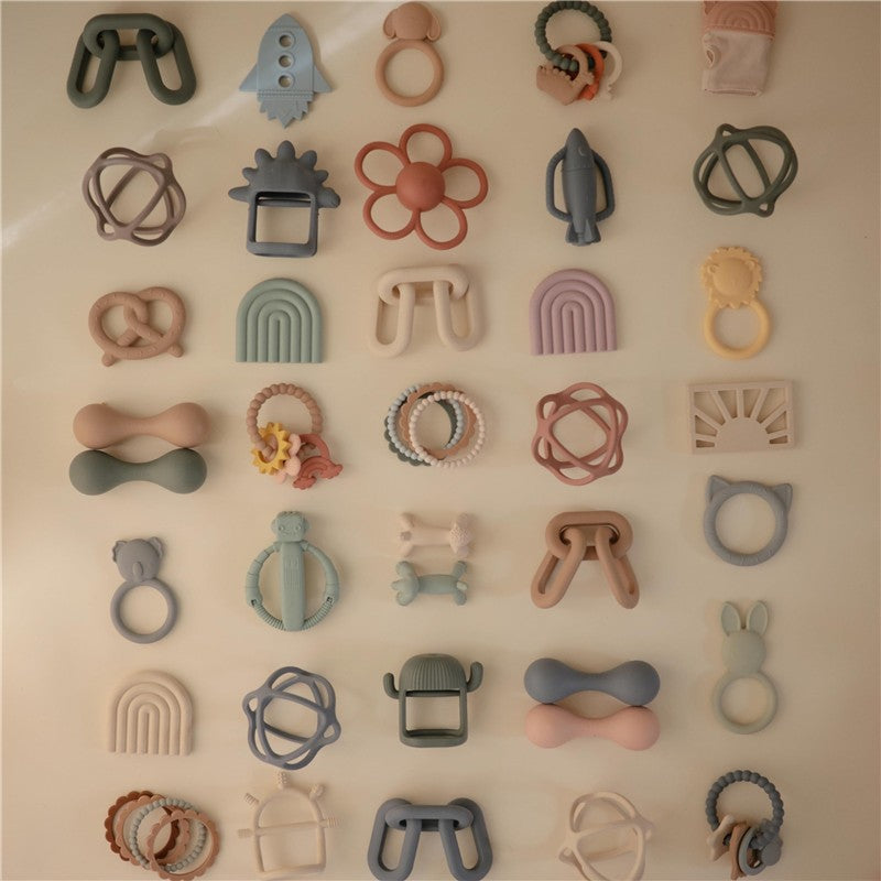Mushie Silicone Western Teething Ring Image 3