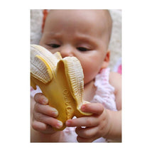 Oli & Carol - Chewable Toy, Ana Banana Image 2