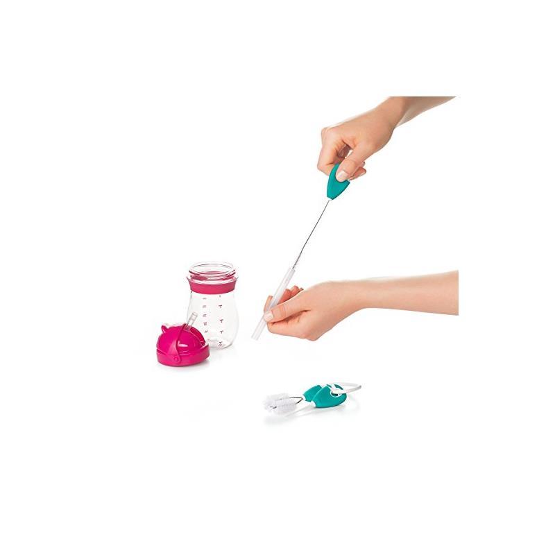 https://www.macrobaby.com/cdn/shop/files/oxo-tot-cleaning-set-for-straw-sippy-cups-teal_image_5.jpg?v=1692980260