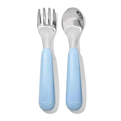 OXO Tot On-The-Go Fork and Spoon Set in dusk color, featuring a blue handle and stainless steel utensils.