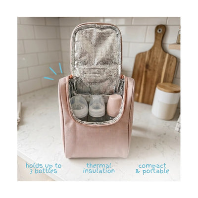 Primo Passi Insulated Bottle Bag in pink, featuring a thermal insulated interior, holding three bottles, compact design.