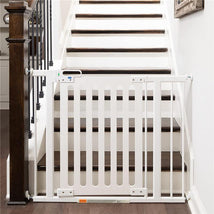 Regal-Lager - Spectrum Designer Baby Safety Gate Image 1