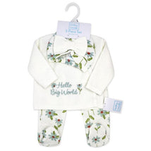 Rose Textiles - 3Pk Baby Girl Quilted Take Me Home Set, Hello Big World Image 2