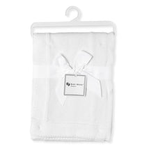 Rose Textiles - White Knit Blanket With Border Image 1