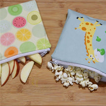 Sage Spoonfuls Reusable Sandwich and Snack Bag Snackie and Munchie Set, Giraffe Image 2