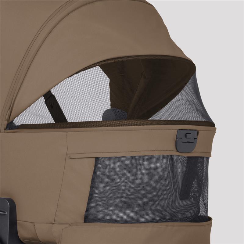 Silver Cross - Breez Overnight Approved Folding Bassinet, Maple Image 4