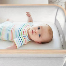 Venice Child - California Dreaming Bedside Crib Bassinet With Travel Bag, White Wood Image 2