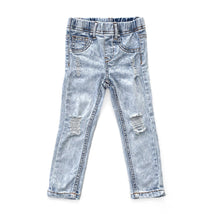 DISTRESSED JEANS - ULTRA-LIGHT WASH